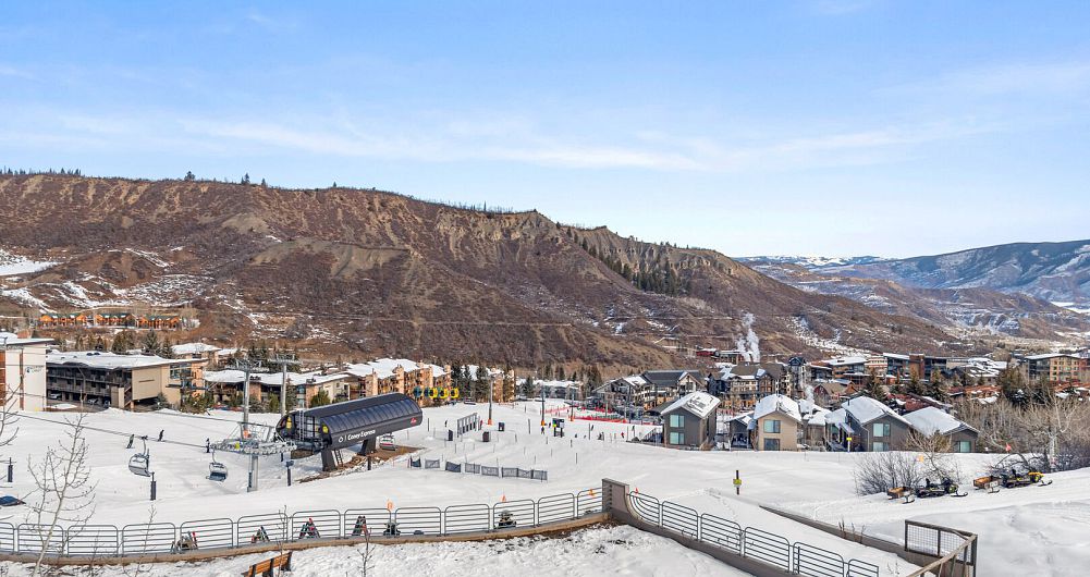 Superb access to the ski slopes and chairlift at Snowmass. Photo: Woodrun V - image_4